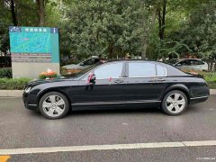 武汉婚车公司自有各种豪华婚车车队婚车套餐出租价格不贵