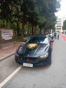 武汉婚车公司自有各种豪华婚车车队婚车套餐出租价格不贵