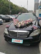 武汉婚车公司自有劳斯莱斯系列宾利飞驰保时捷等高档婚车