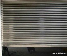 河西区透明水晶卷帘门（安装细节）