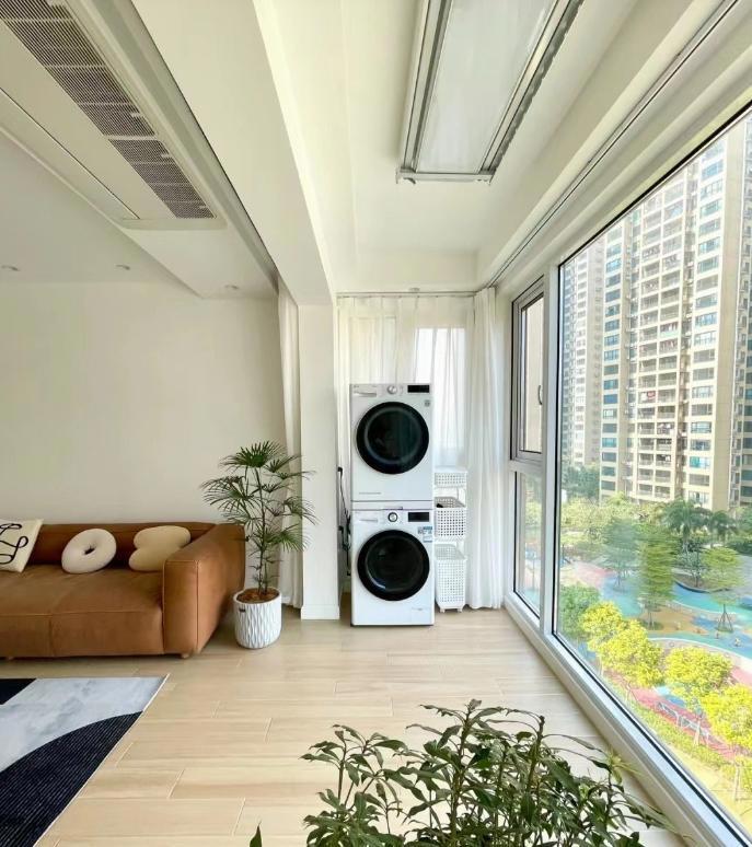 济南装修时客厅与阳台连接的方式时，得综合考虑户型的特点(图6)